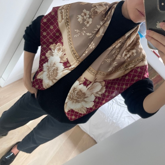 Liz Claiborne Square Silk Scarf - Picture 2 of 5